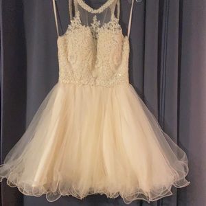 Beautiful prom short dress